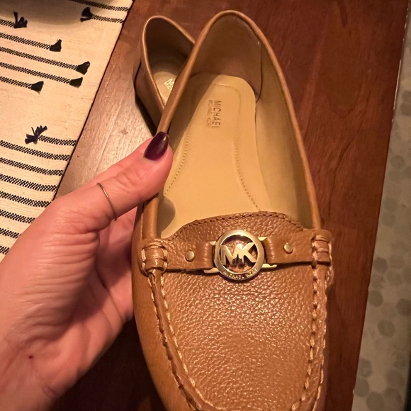 Michael kors loafers - Picture 3 of 5